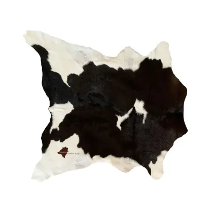 Zdjęcie Urzekający dywan skórzany od szwajcarskiej marki