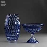 Zdjęcie Niebieski kryształowy wazon z cukiernicą