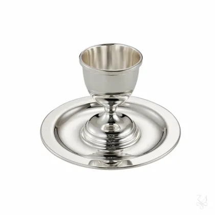 Zdjęcie Stylowy srebrny uchwyt na jajka Cardinale z talerzykiem - Zaramella Argenti