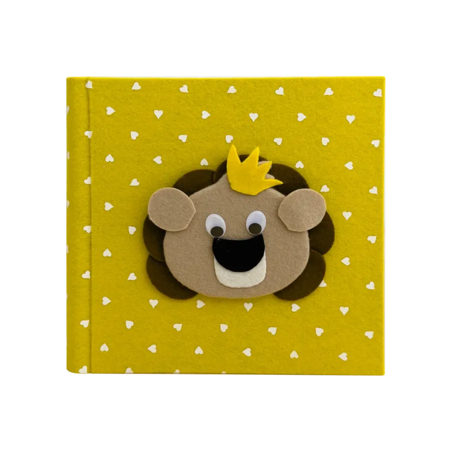 obrazek 1 Oryginalny dziennik rozwoju dziecka z żółtą okładką z lwem