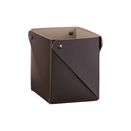 Zdjęcie Skórzany pojemnik na przybory biurowe 8х8хH10,5 cm w kolorze czekoladowym