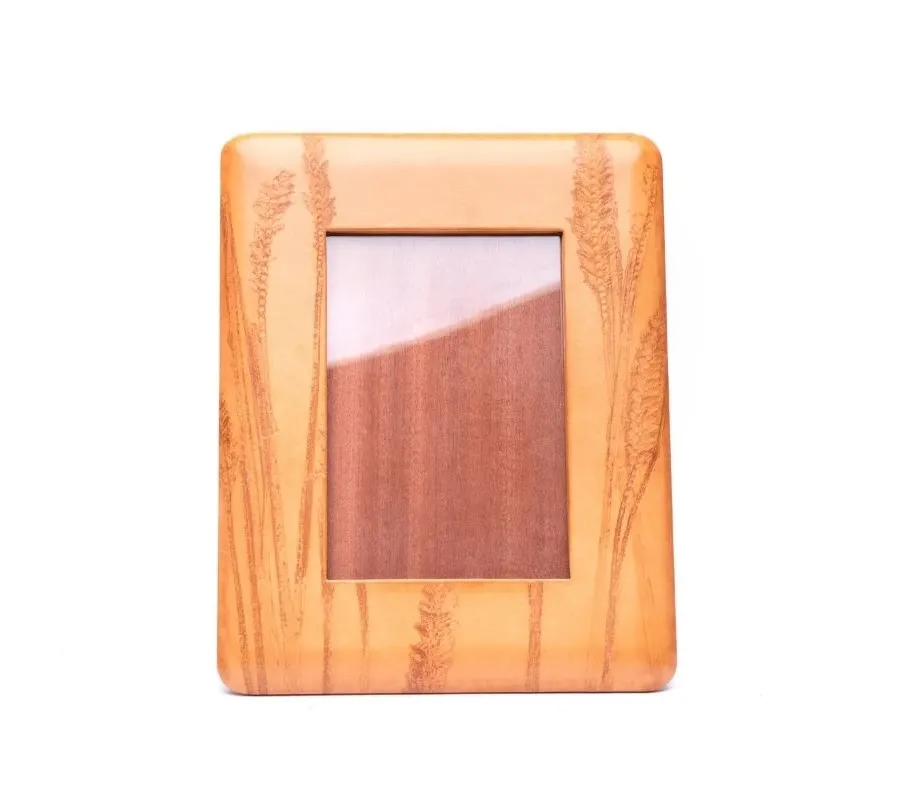 obrazek 2 Wyjątkowa ramka na zdjęcia wykonana z naturalnej skóry - Ikunico