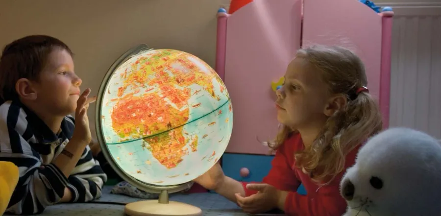 obrazek 1 Podświetlany edukacyjny globus dla dzieci