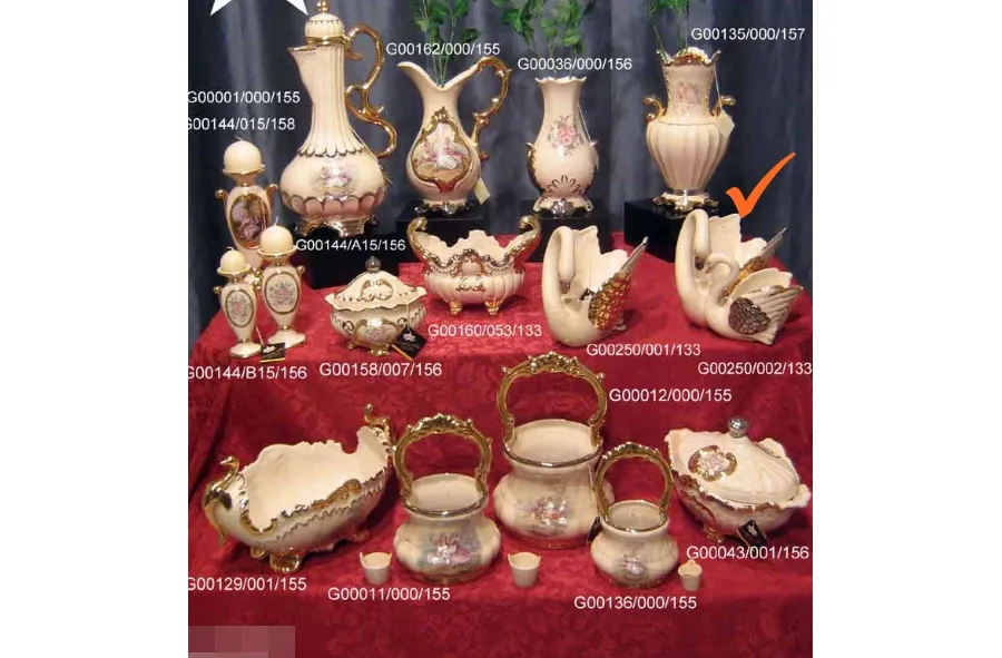 obrazek 1 Luksusowa ceramiczna figura łabędzi