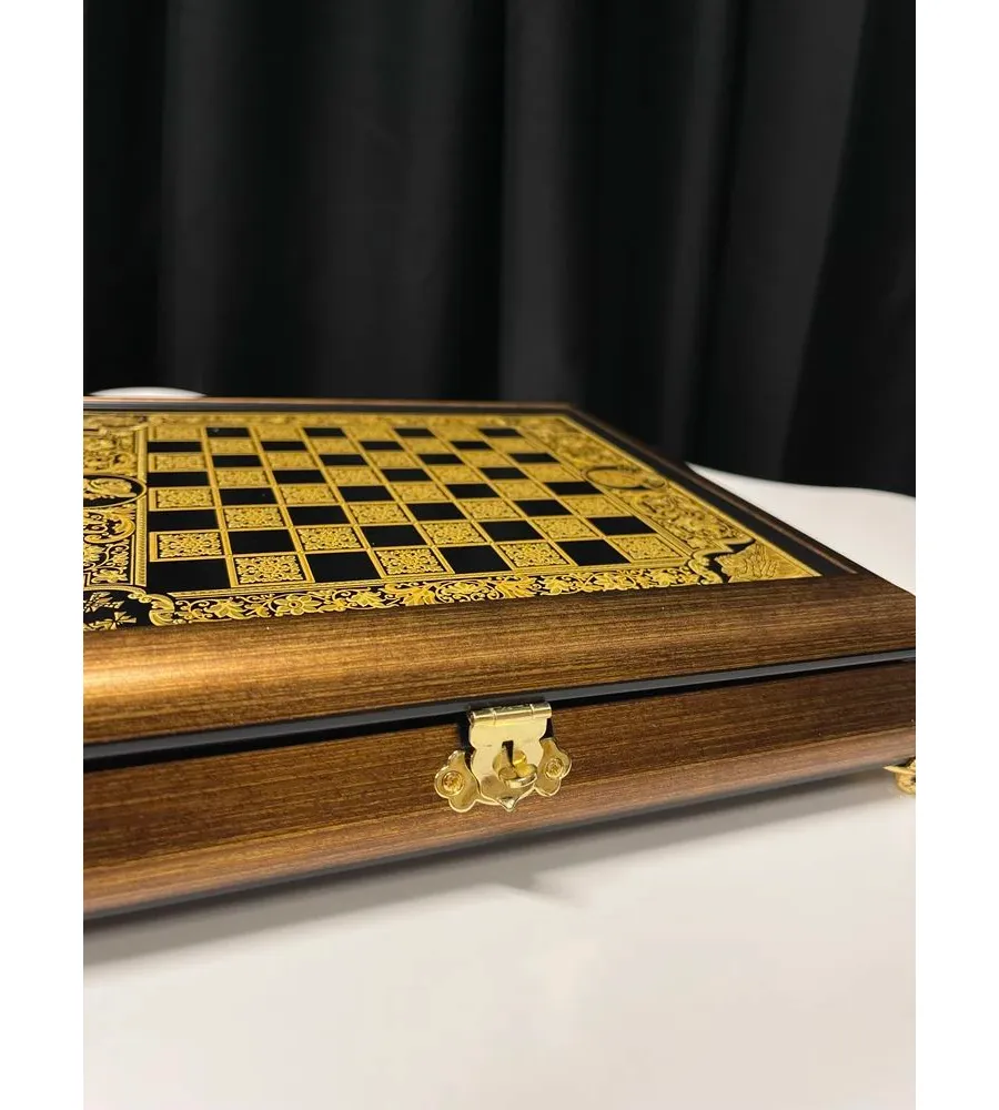 picture 4 A beautiful board with Cervantes-Anfram figures