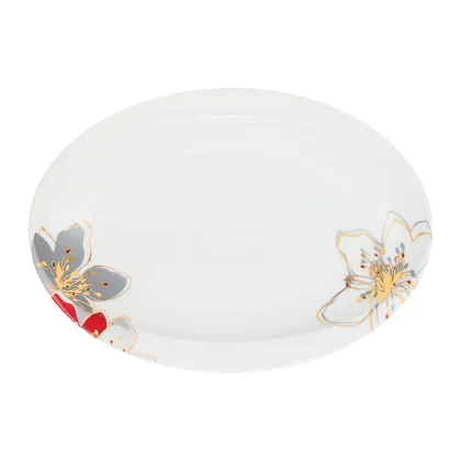 Zdjęcie Cudowny talerz owalny z porcelany do jadalni