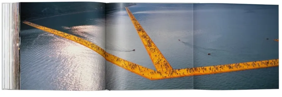 obrazek 9 Książka Christo and Jeanne-Claude. The Floating Piers, Art Edition No. 41–60 (Collage) - Taschen
