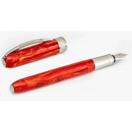 Zdjęcie Unikatowe pióro wieczne Visconti Rembrandt Red