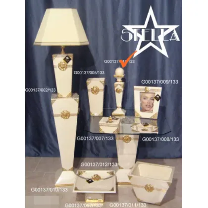 Picture Luxurious ceramic candlestick for the living room