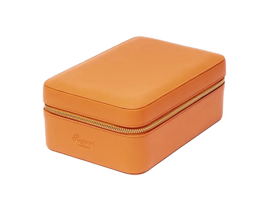 obrazek 4 Jasnobrązowe etui Hyde Park na cztery zegarki