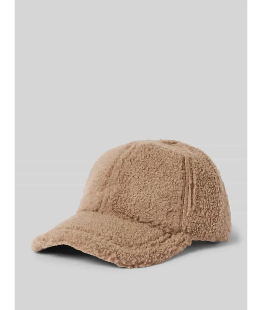 obrazek 1 Czapka z daszkiem z futerka