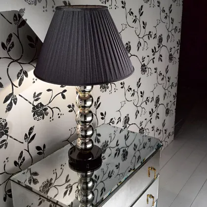 Zdjęcie Elegancka lampa biurkowa LTD36/1 z czarnym abażurem