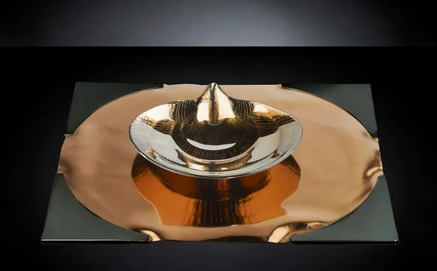 picture 1 Classy plate for exquisite table settings