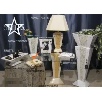 Zdjęcie Beżowa ceramiczna popielniczka z dekoracją Swarovskiego
