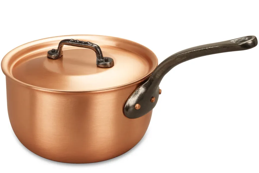 picture 4 16 cm saucepan for caramelized sugar from Belgium
