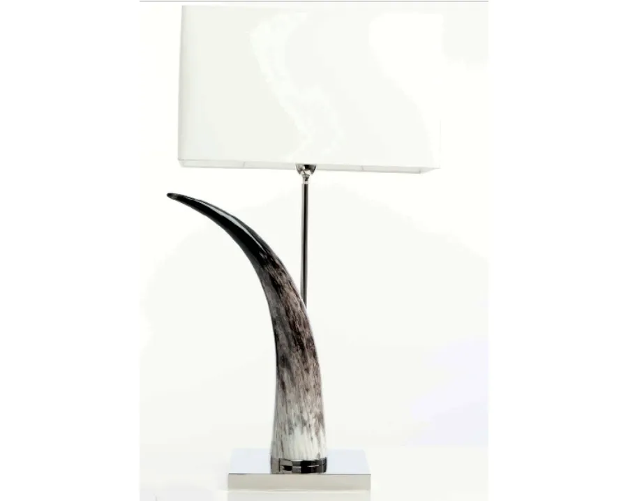 obrazek 1 Prestiżowa biała lampa stołowa z mosiądzu niklowanego