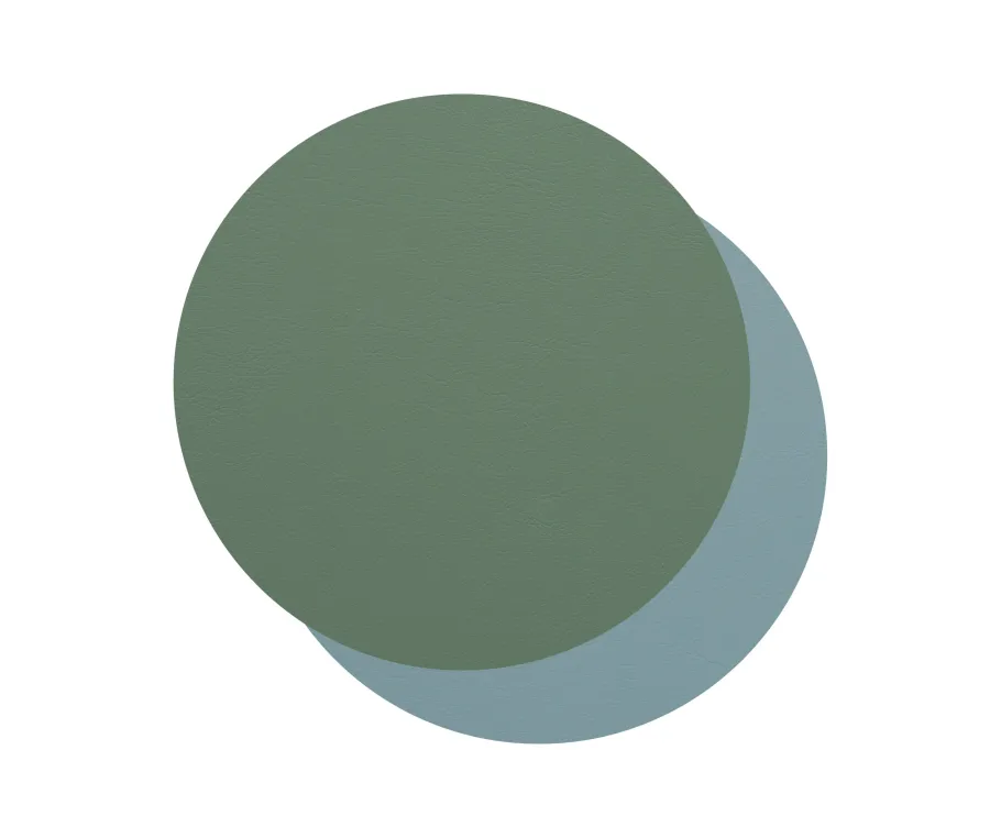 obrazek 1 Okrągła dwustronna podkładka na stół Ø35 cm z naturalnej skóry w kolorze błękitu i eukaliptusa