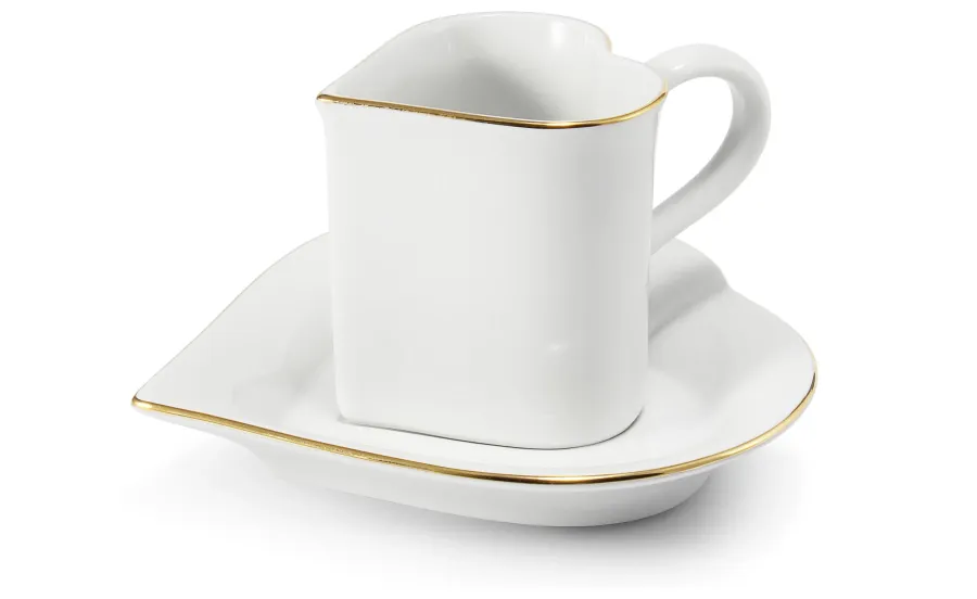 obrazek 1 Biała filiżanka ze spodkiem z porcelany w kształcie serca na Walentynki – wariant 5 – Leander