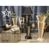 Zdjęcie Designerska ceramiczna kolumna w kolorze beżu z kryształkami
