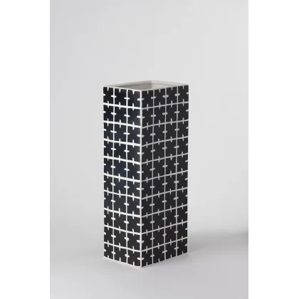 Zdjęcie Szykowny ceramiczny wazon idealny do salonu