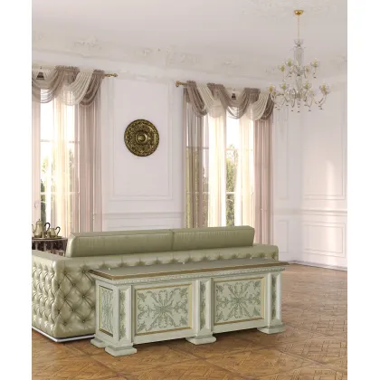 Zdjęcie Stylowa włoska komoda z trzema kolumnami