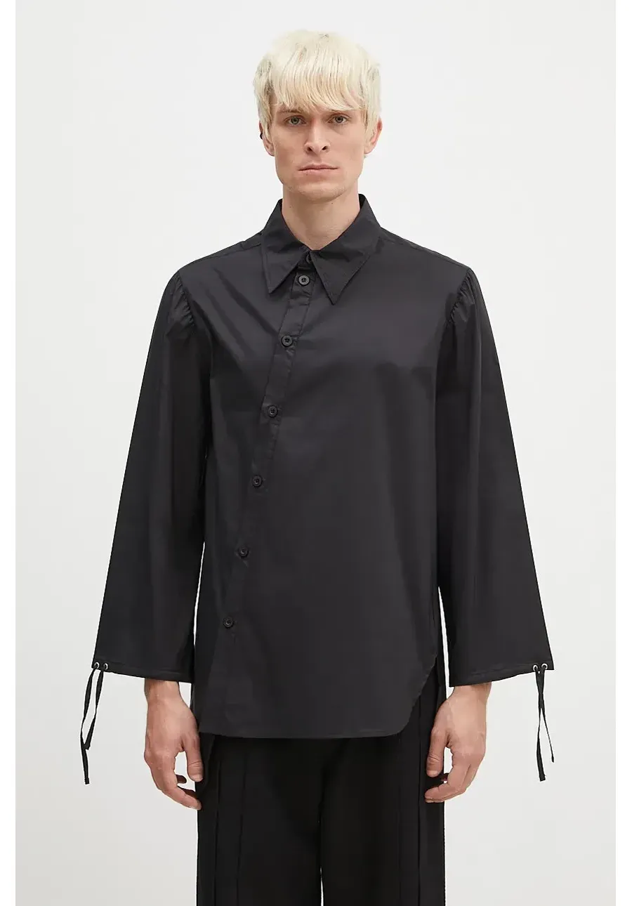 obrazek 1 Andersson Bell koszula Bouquet Asymmetric Shirt męska kolor czarny relaxed z kołnierzykiem klasycznym atb1138m
