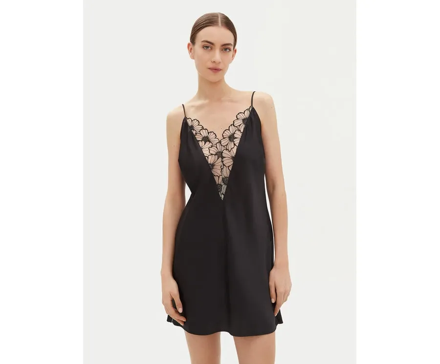 obrazek 1 Chantelle Koszula nocna Pulp Lush C22TW5 Czarny Regular Fit