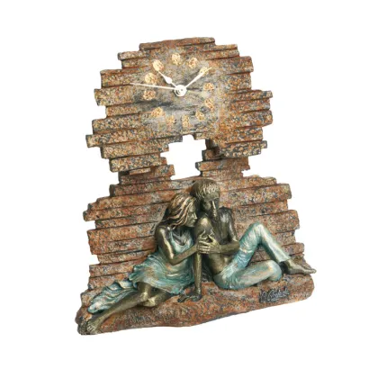 Zdjęcie Piękny zegar z parą zakochanych