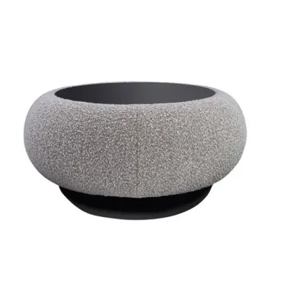 Zdjęcie Niezwykły tapicerowany stolik kawowy Vendome, szklany blat