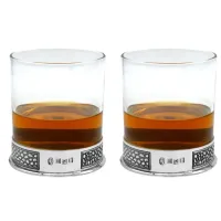 Picture A fantastic set of two whiskey glasses in an elegant package