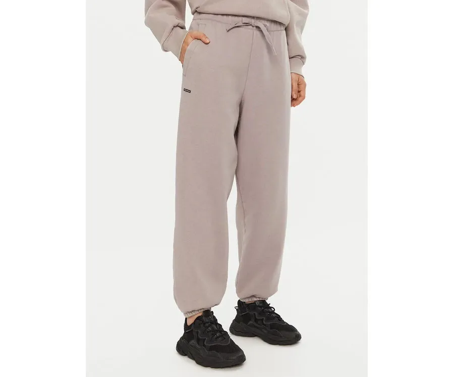 obrazek 1 Under Armour Spodnie dresowe UA Icon Heavyweight 1386488 Szary Oversize