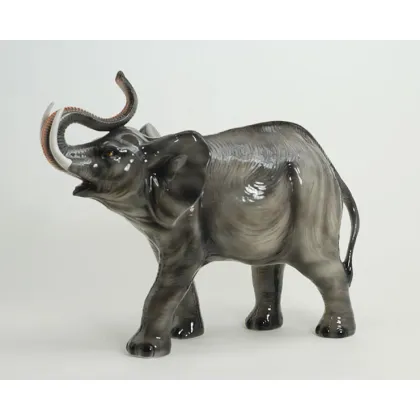 Picture Beautiful ceramic elephant