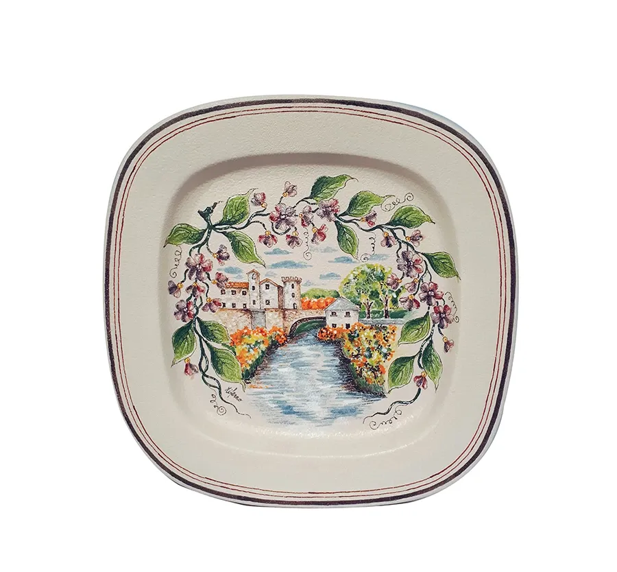 obrazek 1 Stylowy włoski ceramiczny talerz z dekoracją w postaci średniowiecznej wioski