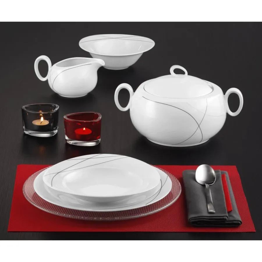 obrazek 2 Piękna porcelanowa filiżanka do kawy z delikatnym zdobieniem - Seltmann Weiden