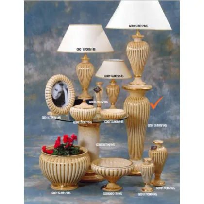 Zdjęcie Szykowna ceramiczna kolumna do wnętrz