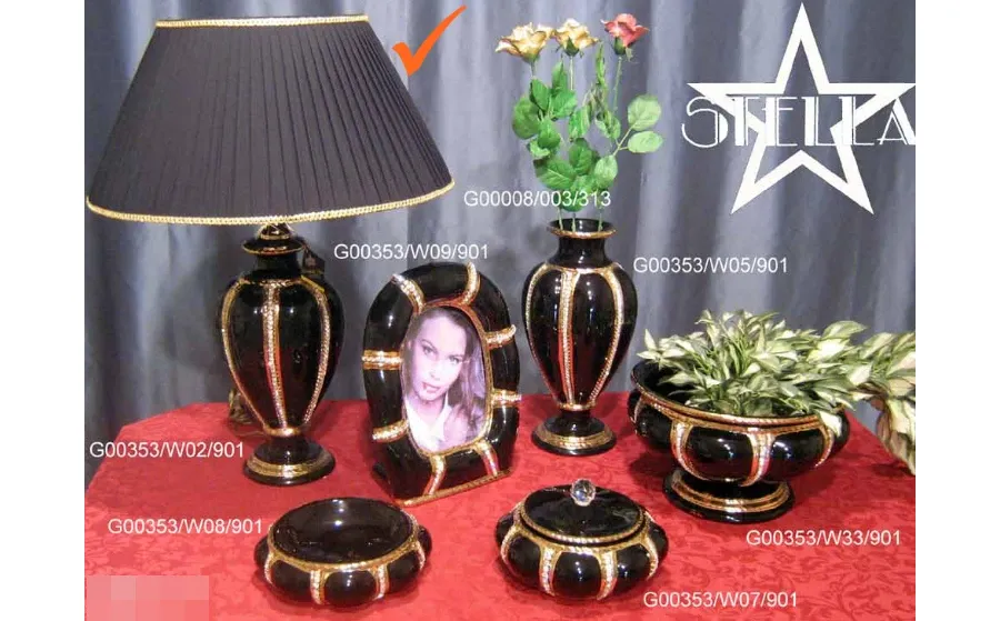 obrazek 1 Ceramiczna czarno-złota lampka wysadzana kryształkami