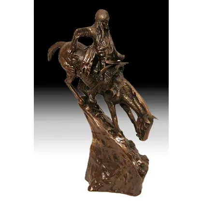 Zdjęcie Bardzo duża figura Indianina na koniu