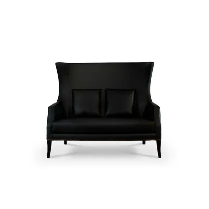 Picture Black leather Portuguese sofa