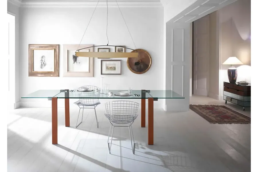 obrazek 1 Stół z wysuwanym elementem i drewnianymi nogami - Tonelli Design