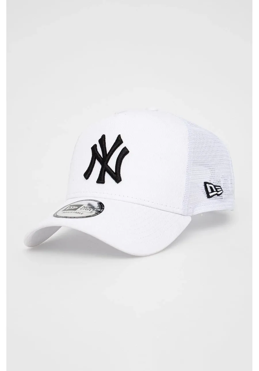 obrazek 1 New Era czapka kolor biały z aplikacją 12285467.WHITE-WHITE