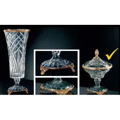 Zdjęcie Ładny kryształ z przykrywką Cre Art