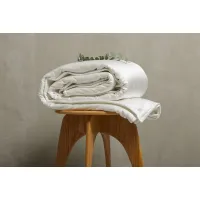 Zdjęcie Wyjątkowa kołdra Setino Cloud 220x200 cm do sypialni