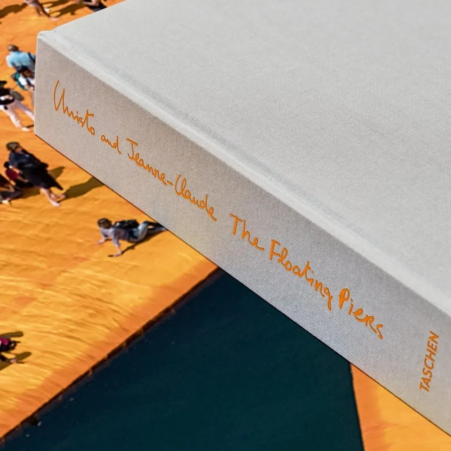 obrazek 15 Książka Christo and Jeanne-Claude. The Floating Piers, Art Edition No. 41–60 (Collage) - Taschen