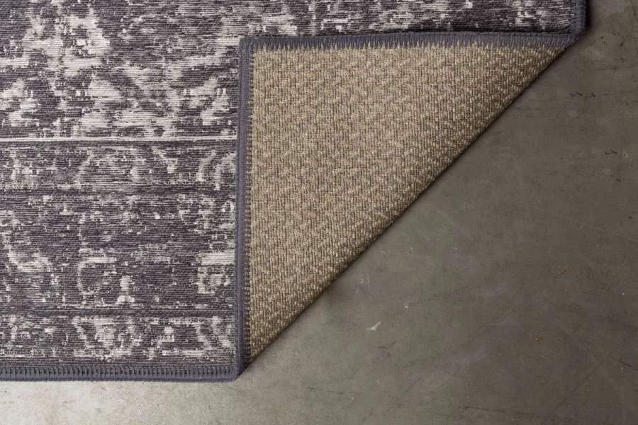 obrazek 6 Ekskluzywny dywan w stylu minimalistycznym - Zuiver