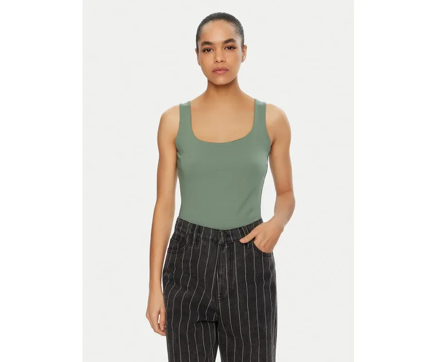 obrazek 1 Vero Moda Top Million 10305800 Zielony Regular Fit