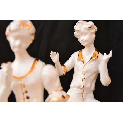 Picture Luxurious figurine made of ceramic