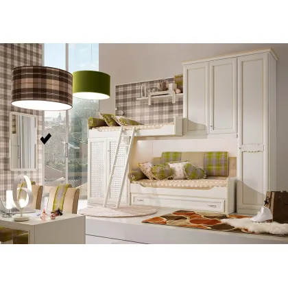 Zdjęcie Ciekawe lustro do pokoju młodzieżowego - Ferretti e Ferretti