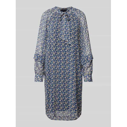 Zdjęcie Sukienka o długości do kolan z wiązanym detalem