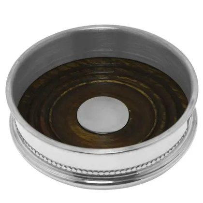 Zdjęcie Cynowa podstawka na butelkę wina z drewnianą wkładką i grawerowaniem