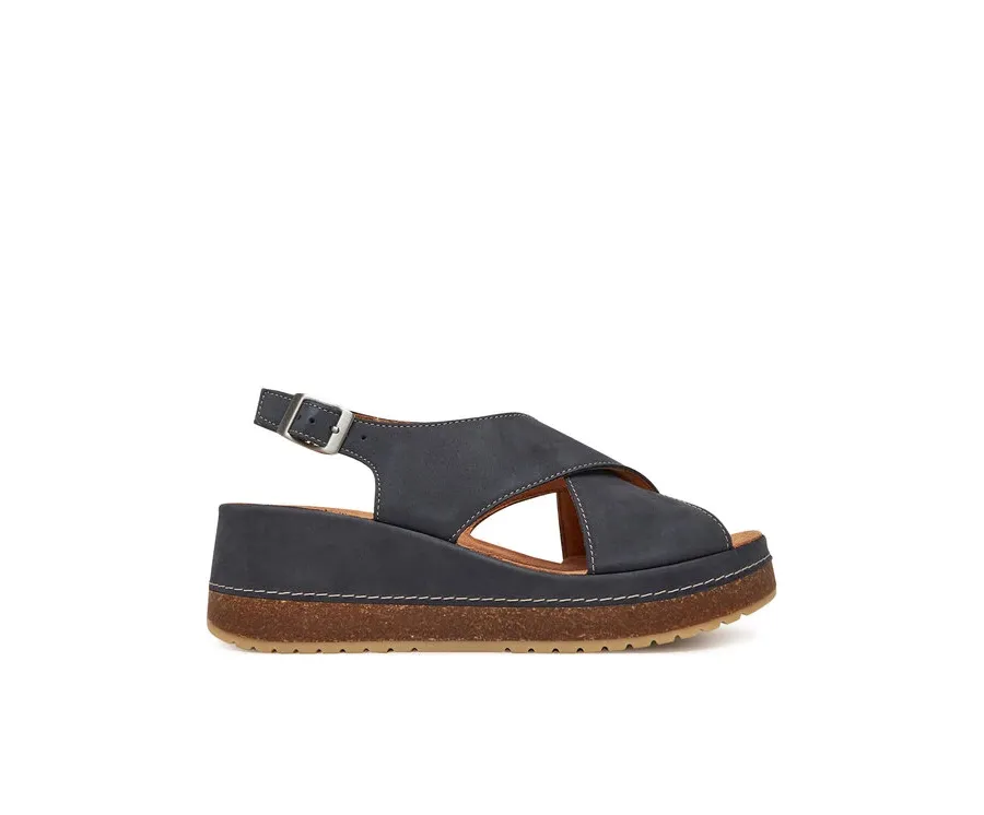 obrazek 1 Clarks Sandały Kassanda Step 26181440 Granatowy